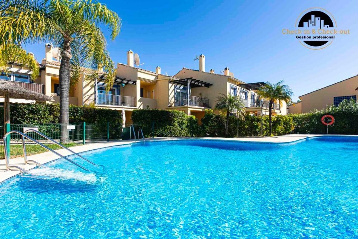 Apartamento Adosado Puerto Banus Relax
